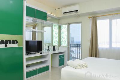 Nice and Comfy Studio at Park View Condominium Apartment By Travelio