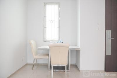 Apartemen CitraLake Suites - Comfort Stay 2BR at CitraLake Suites Apartment By Travelio