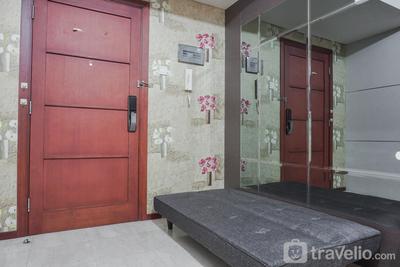 Apartemen Royal Mediterania Garden - Comfortable and Premium 2BR at Royal Mediterania Garden Apartment By Travelio