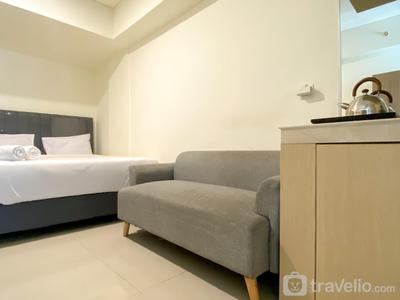 Apartemen Meikarta District 1 - Simply Look and Enjoy Living Studio at Meikarta Apartment By Travelio