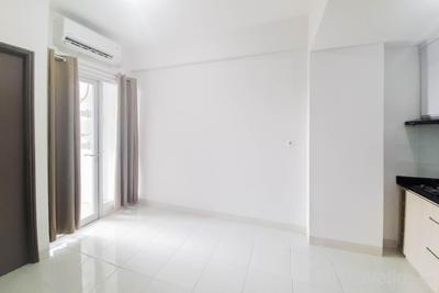 Apartemen Emerald Bintaro - Unfurnished 2BR Apartment at Emerald Bintaro with AC and City View By Travelio