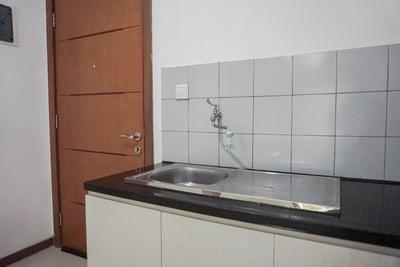 Apartemen Green Bay Condominium - 2BR Unfurnished with AC at Green Bay Condominium Apartment By Travelio