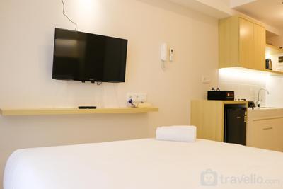 Apartemen Tokyo Riverside PIK 2 - Simply and Cozy Design Studio Room at Tokyo Riverside PIK 2 Apartment By Travelio
