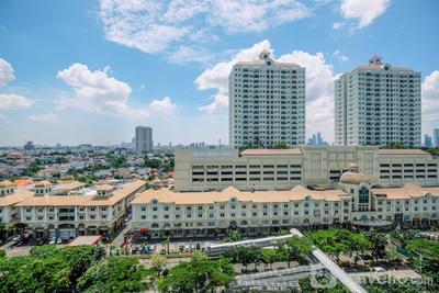 Apartemen Bellezza - Exclusive and Comfy 2BR with Extra Room at Bellezza Apartment By Travelio