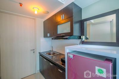 Apartemen Springlake Summarecon Bekasi - Pool View Studio Apartment Springlake Summarecon Bekasi By Travelio