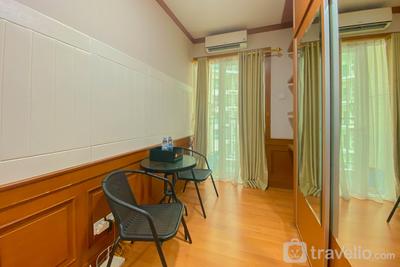 Apartemen Woodland Park Residence - Comfy and Minimalist 1BR Apartment at Woodland Park Residence By Travelio