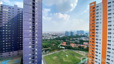 Apartemen Green Pramuka City - Unfurnished 2BR with AC at 18th Floor Green Pramuka City Apartment By Travelio