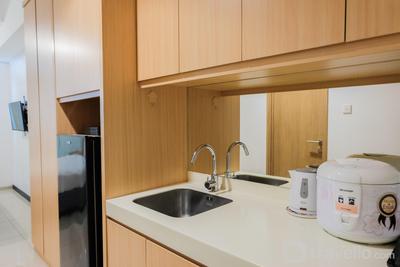 Apartemen Tree Park City Cikokol - Cozy Studio Apartment at Tree Park City Cikokol By Travelio