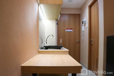 Apartemen Evenciio Margonda - Cozy and Minimalist Studio at Evenciio Margonda Apartment By Travelio