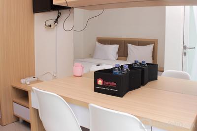 Apartemen Grand Kamala Lagoon - Restful and Elegant Studio at Grand Kamala Lagoon Apartment By Travelio