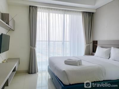 Cozy Studio Apartment at Sedayu City Suites Kelapa Gading By Travelio