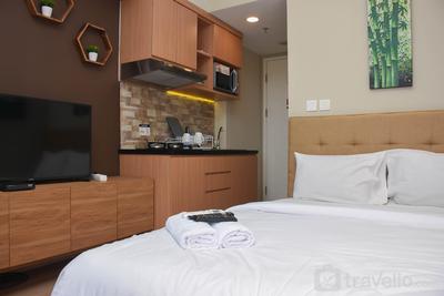 Apartemen Springlake Summarecon Bekasi - Cozy Living Studio at Springlake Summarecon Bekasi Apartment By Travelio