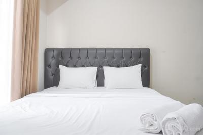 Cozy Living Studio Room at Sunter Park View Apartment By Travelio