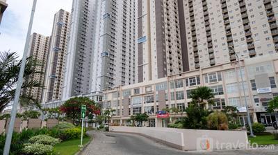 Apartemen Puncak Dharmahusada - Spacious 3BR Combined at Puncak Dharmahusada Apartment By Travelio