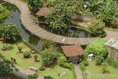 Apartemen Green Pramuka City - Tranquil Green Pramuka City 2BR Apartment near Shopping Center By Travelio