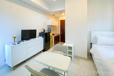 Apartemen Capitol Park Residence - Cozy and Modern Look Studio Apartment Capitol Park Residence By Travelio