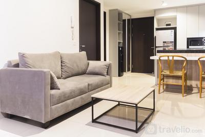 Apartemen Orange County - Comfy 1BR at Orange County Apartment By Travelio