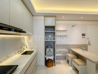 Apartemen 88 Avenue - Modern Look 2BR with Sofa Bed at 88 Avenue Apartment By Travelio