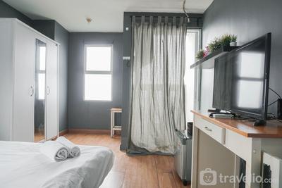 Apartemen Belmont Residence Puri - Nice and Warm Studio at Belmont Residence Puri Apartment By Travelio