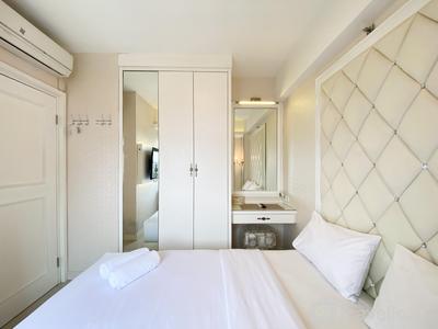 Apartemen Green Pramuka City - Nice and Comfort Living 1BR at Green Pramuka City Apartment By Travelio