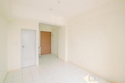 Apartemen Podomoro Golf View - Studio Unfurnished with AC at 26th Floor Podomoro Golf View Apartment By Travelio