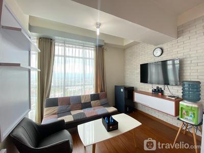 Apartemen Easton Park Residence Jatinangor - Well Appointed 1BR Apartment at Harvard Jatinangor By Travelio
