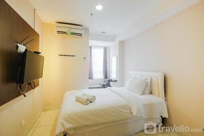 Cozy Studio Apartment at Cinere Bellevue Suites By Travelio