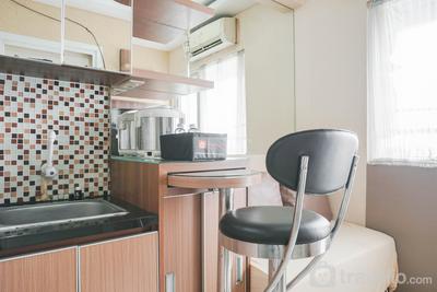 Apartemen Green Pramuka City - Nice and Spacious 2BR Apartment at Green Pramuka City By Travelio