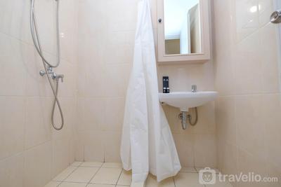 Apartemen Springlake Summarecon Bekasi - Cozy and Strategic Studio at Springlake Summarecon Apartment By Travelio