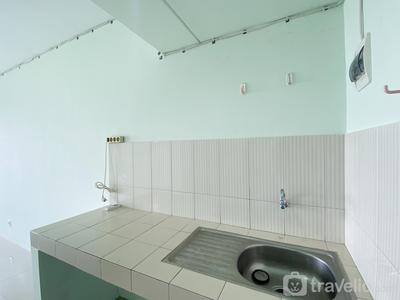 Apartemen Grand Sentraland Karawang - Unfurnished Studio Room with AC at Grand Sentraland Karawang Apartment By Travelio