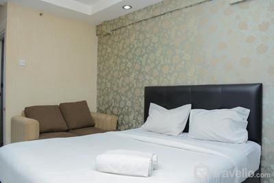Apartemen Kebagusan City - Minimalist Studio Room at Kebagusan City Apartment By Travelio