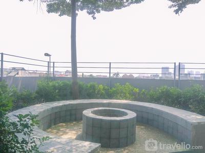 Apartemen The Kencana Residence - Nice and Comfort 2BR Apartment at The Kencana Residence By Travelio