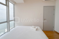 Apartemen Grand Sungkono Lagoon - Modern and Cozy 1BR at Grand Sungkono Lagoon Apartment By Travelio