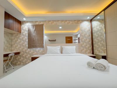 Apartemen Puncak Kertajaya - Spacious and Cozy Living 2BR Combined Unit at Puncak Kertajaya Apartment By Travelio