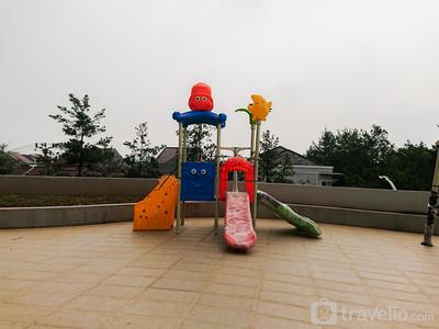 Apartemen Amazana Serpong - Strategic Studio Amazana Serpong Apartment By Travelio