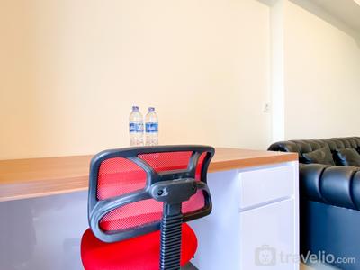 Apartemen Meikarta - Spacious and Comfy 2BR with Extra Room at Meikarta Apartment By Travelio