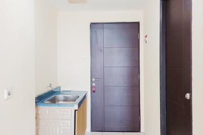 Apartemen Great Western - Unfurnished Studio with AC at 18th Floor Great Western Apartment By Travelio