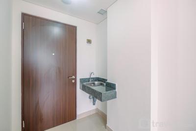 Apartemen Transpark Cibubur - Unfurnished Studio Apartment with AC at 27th Floor Transpark Cibubur By Travelio