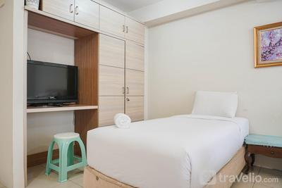 Apartemen Green Palace Kalibata - Homey and Spacious Studio Room Green Palace Kalibata Apartment By Travelio