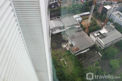 Apartemen Gallery West Residence - Cozy High Floor 1BR Apartment at Gallery West Residence By Travelio