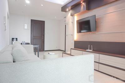 Apartemen Bellagio Residence - Comfort and Minimalist 3BR Apartment at Bellagio Residence By Travelio