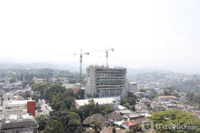Apartemen Parahyangan Residence - Relaxing Studio Apartment at Parahyangan Residence with Mountain View By Travelio