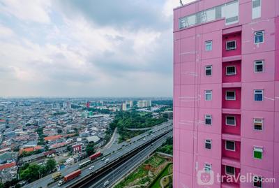 Apartemen Green Pramuka City - Trendy Connecting Mall 2BR Green Pramuka City Apartment By Travelio