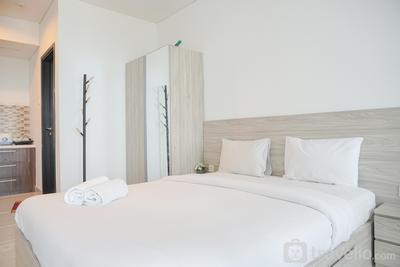 Apartemen Aspen Residence - Modern Look and Restful Studio Apartment Aspen Residence By Travelio