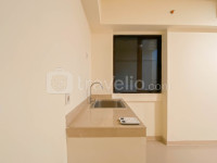 Apartemen Meikarta - Cozy Unfurnished 2BR with AC at Meikarta Apartment By Travelio