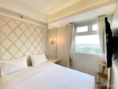 Nice and Comfort Living 1BR at Green Pramuka City Apartment By Travelio