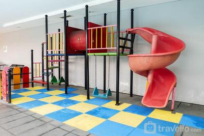 Apartemen Puri Mas - Best Price 2BR Strategic at Puri Mas Apartment By Travelio