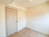 Apartemen Meikarta District 1 - Spacious Unfurnished 3BR with AC at Meikarta Apartment By Travelio