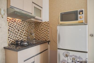 Apartemen Seasons City Latumenten - Best Price and Homey Studio Apartment Seasons City By Travelio