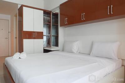 Compact and Cozy Studio Apartment at Orchard Supermall Mansion By Travelio